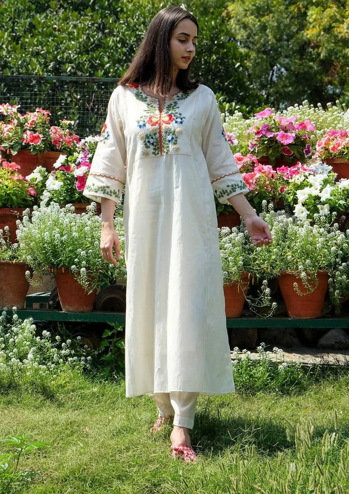 Jaipur Premium Off White Cotton Kurta And Pant Set