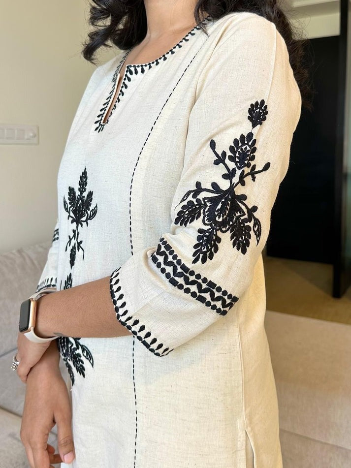 Elegant Off-White Kurti With Black Thread Embroidery